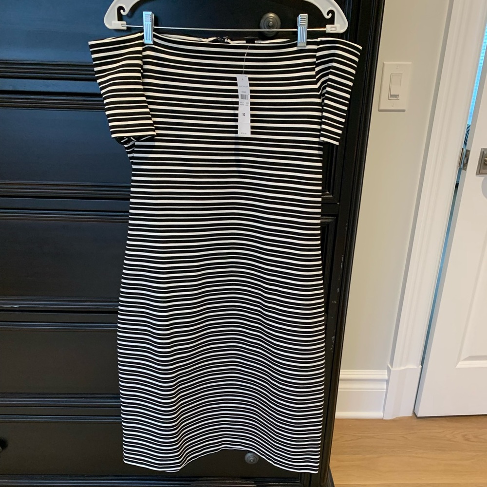 Ann Taylor off the shoulder Stripped dress.